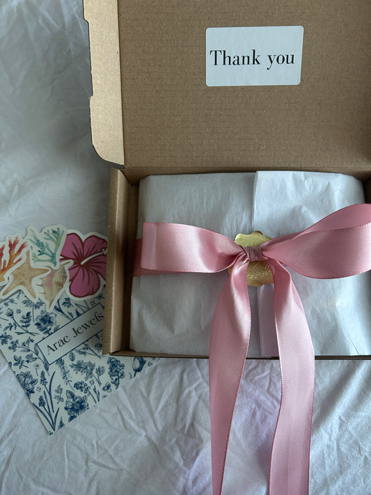 Gold mystery box