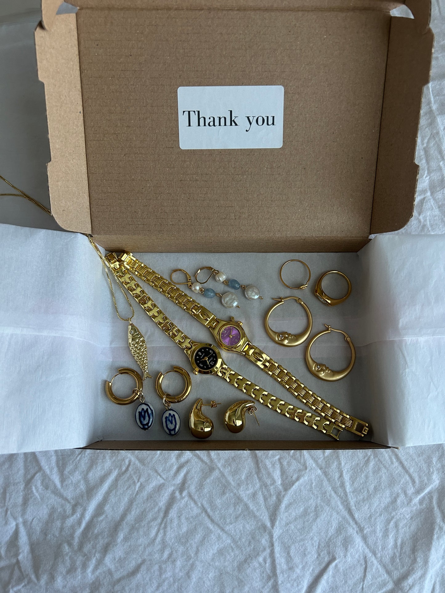 Gold mystery box